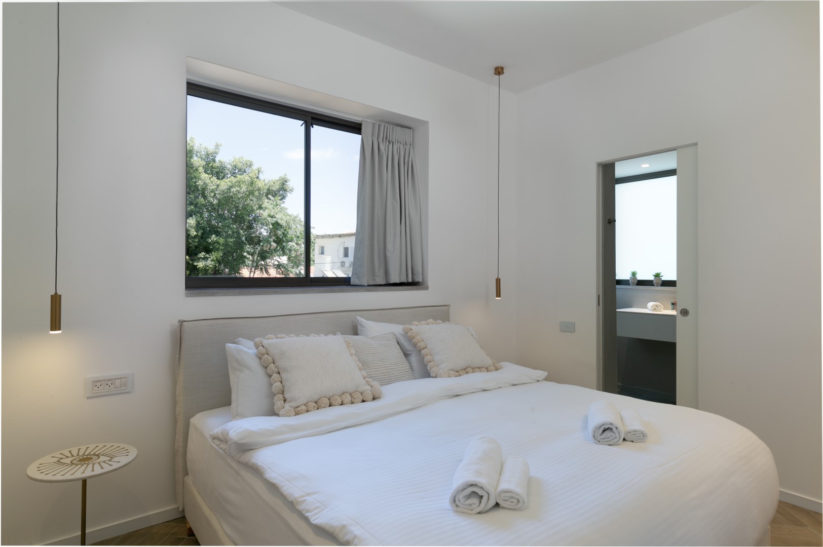 RB&B-NEVE ZEDEK-TEL AVIV