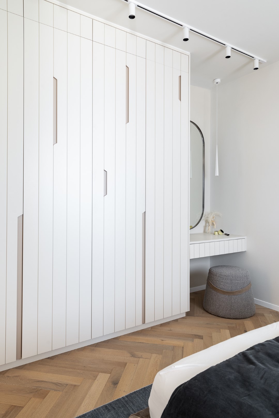 נגרות אישית-משפחת ליחובסקי