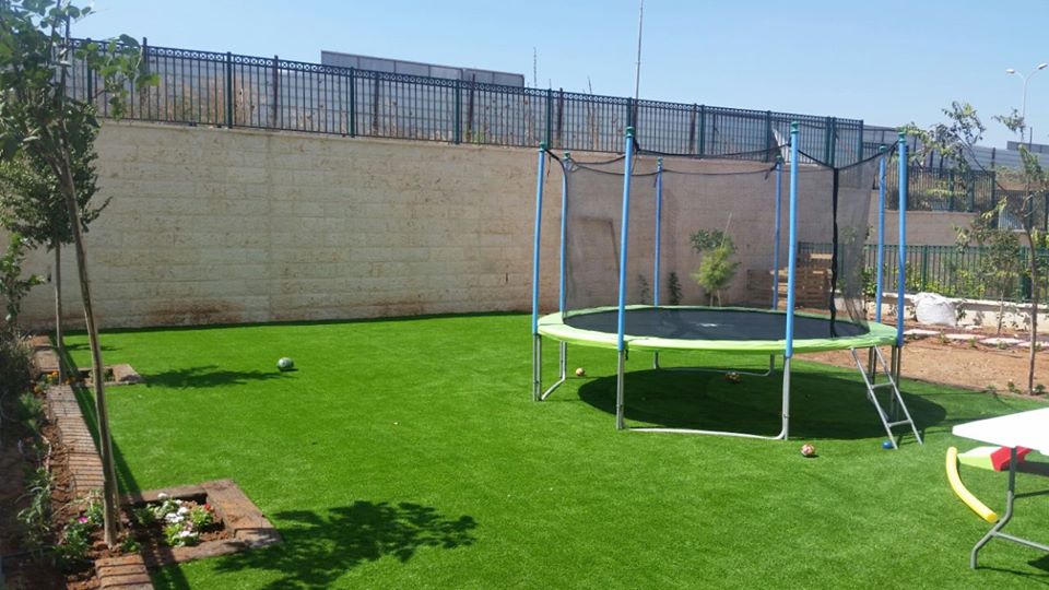 דשא סינטטי