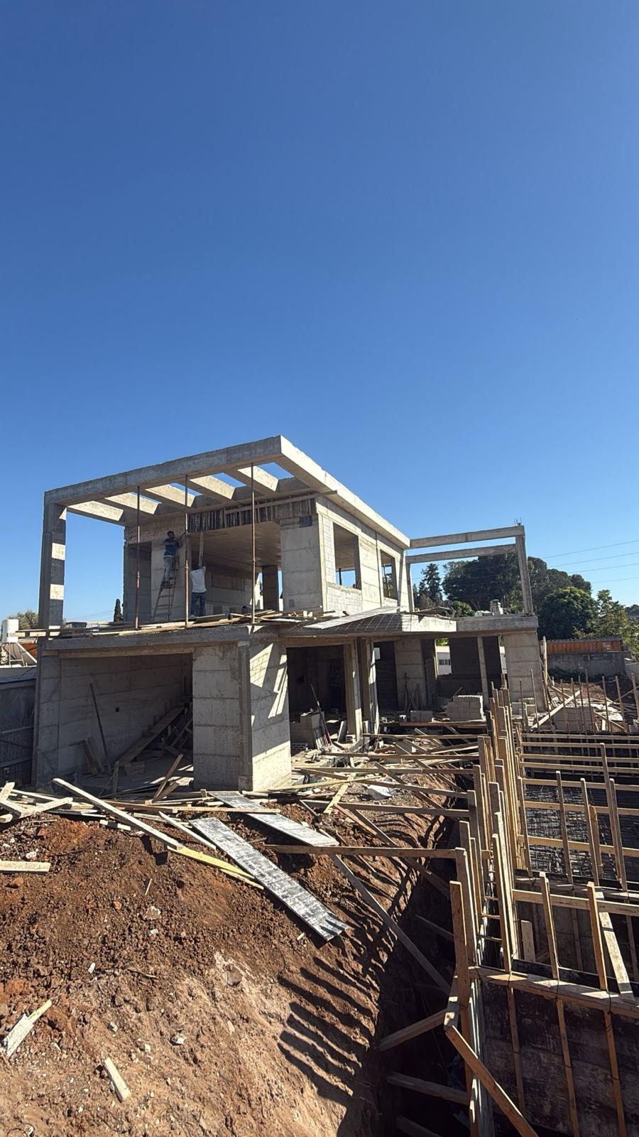 קוטג׳ בשכונת נווה איתמר
