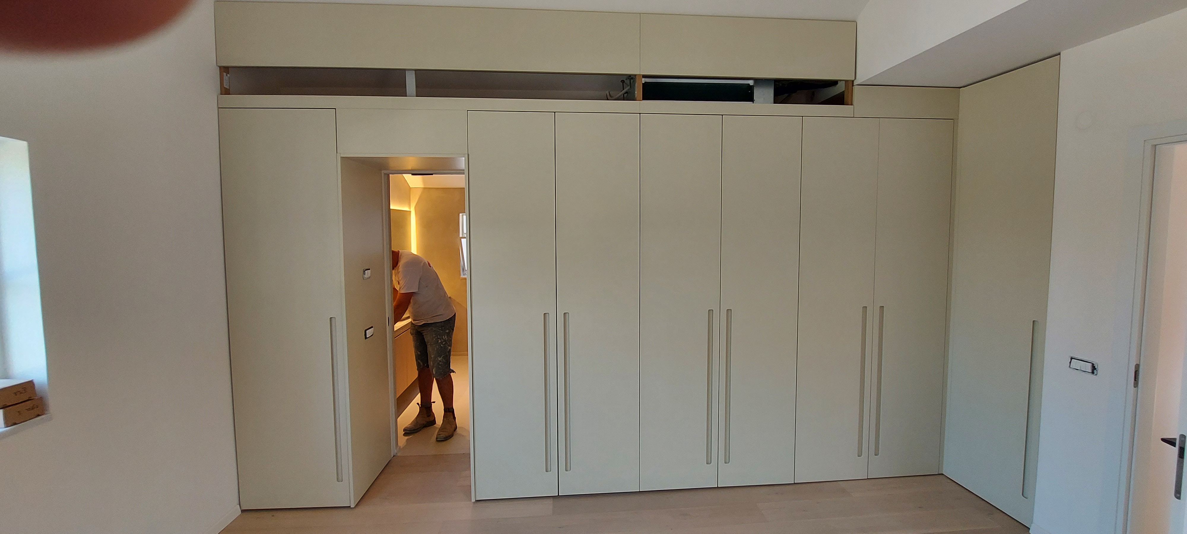 פרויקט תל חי - חדר שינה הורים