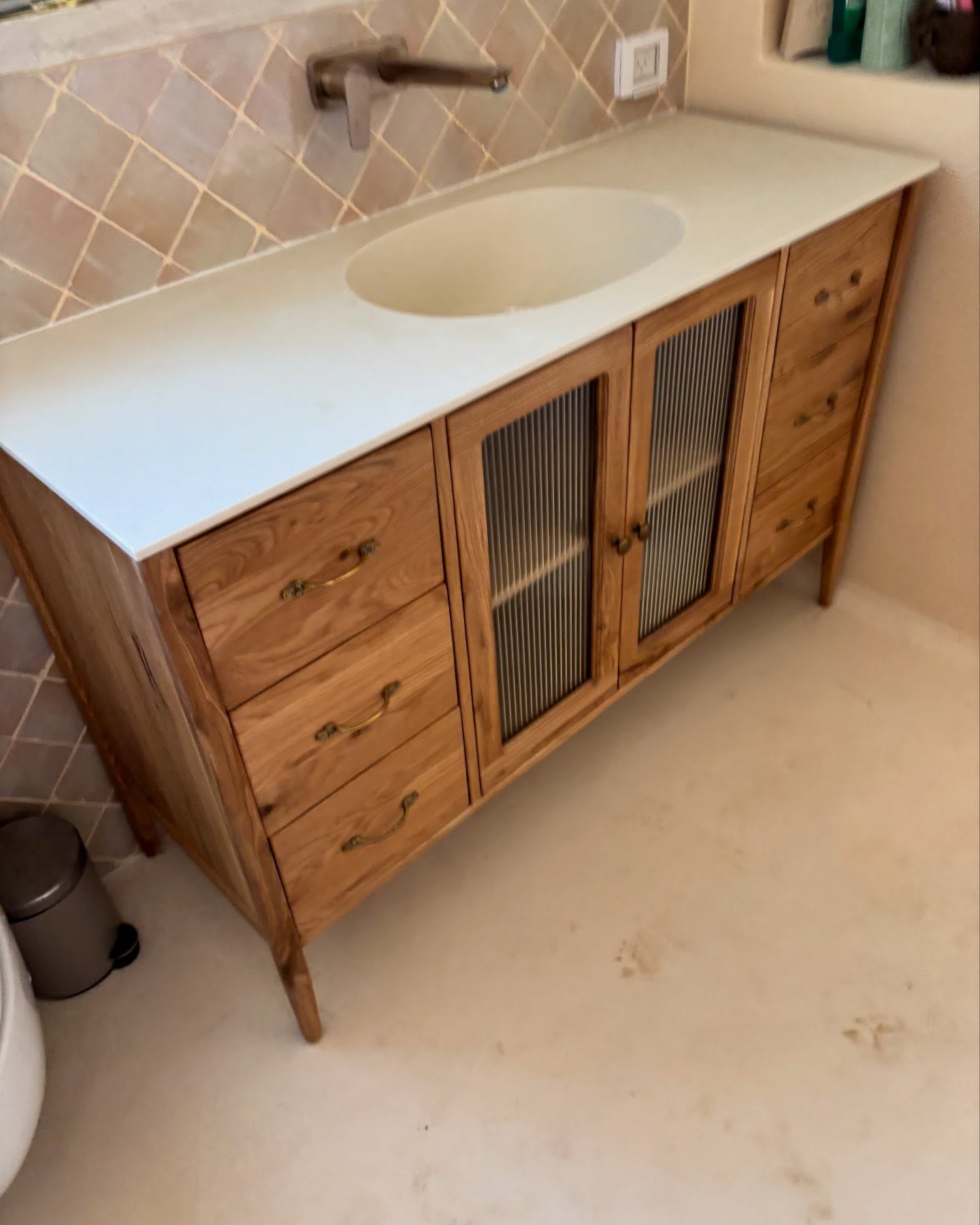 משטחי קוריאן לאמבט גוון בון