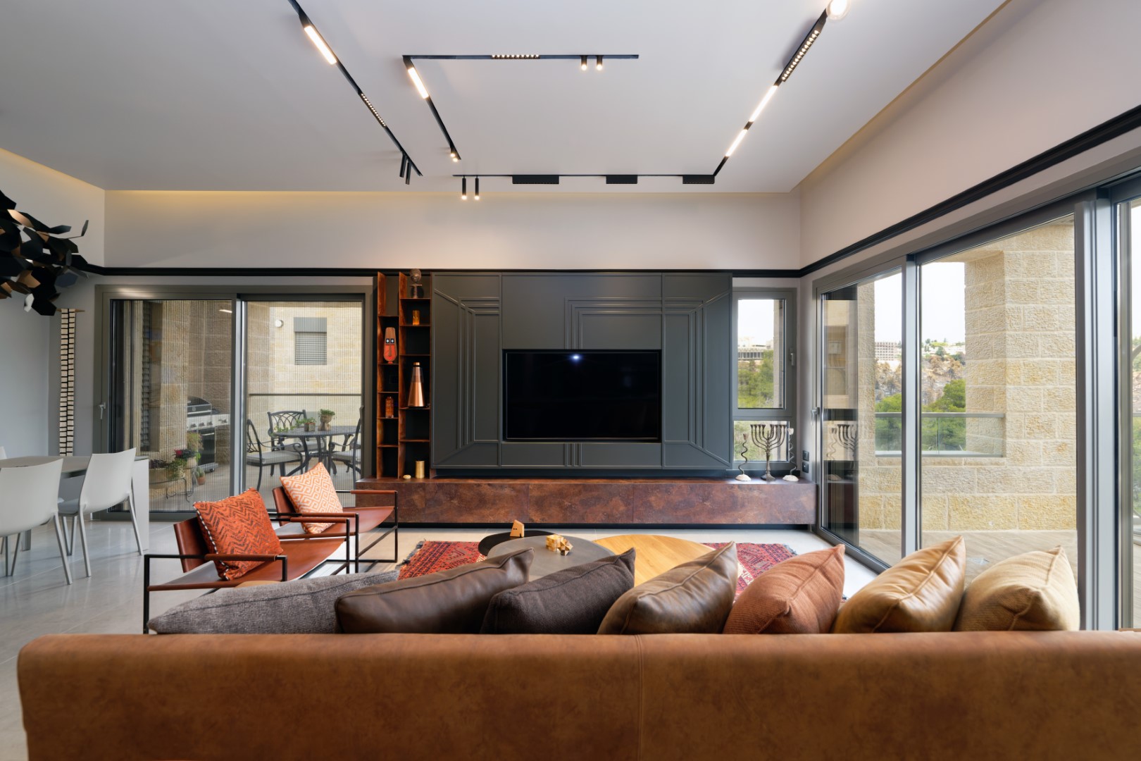 צילום דירה במוצא