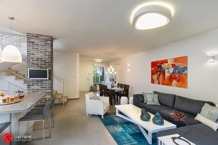 בית בראש העין