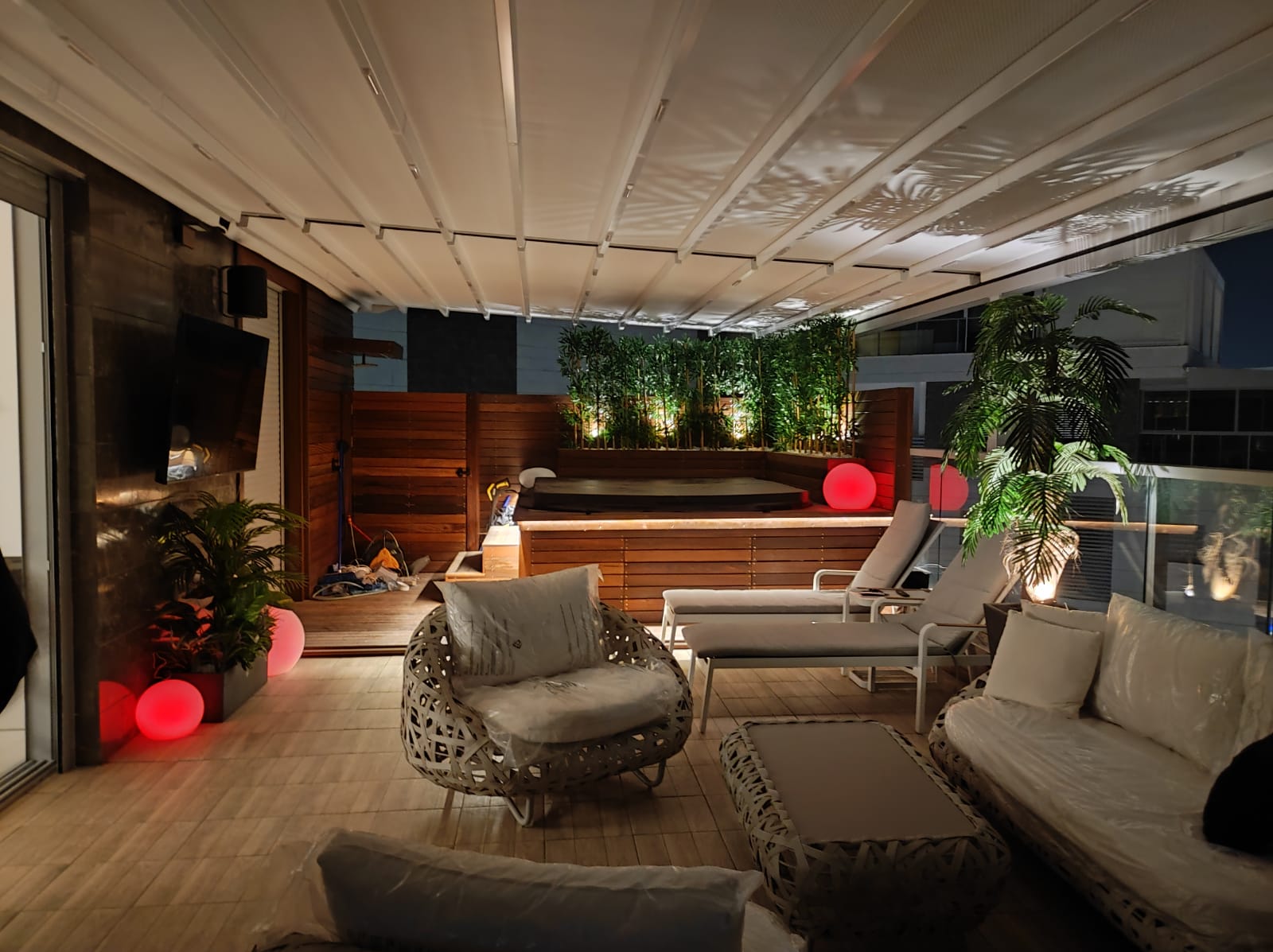 תאורה מעוצבת