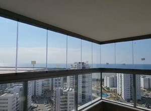 סגירת מרפסת
