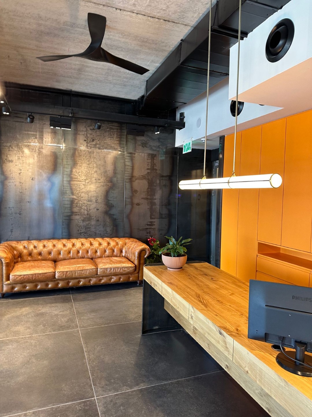 משרדי רונידן בסר סיטי פת