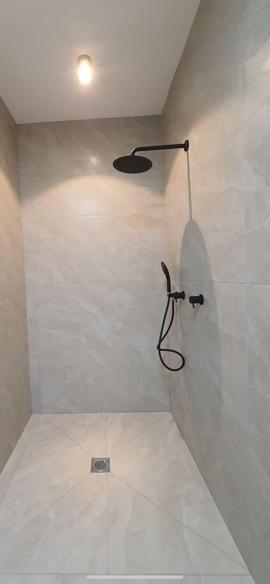 עבודות ריצוף וגבס לפי בקשת לקוח