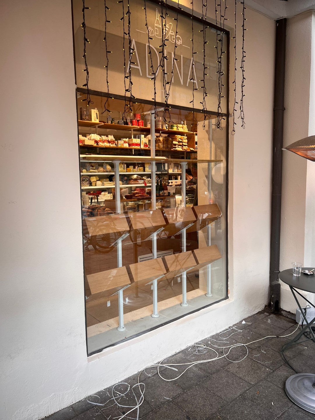 חלונות ראווה טריפלקס ויטראז׳