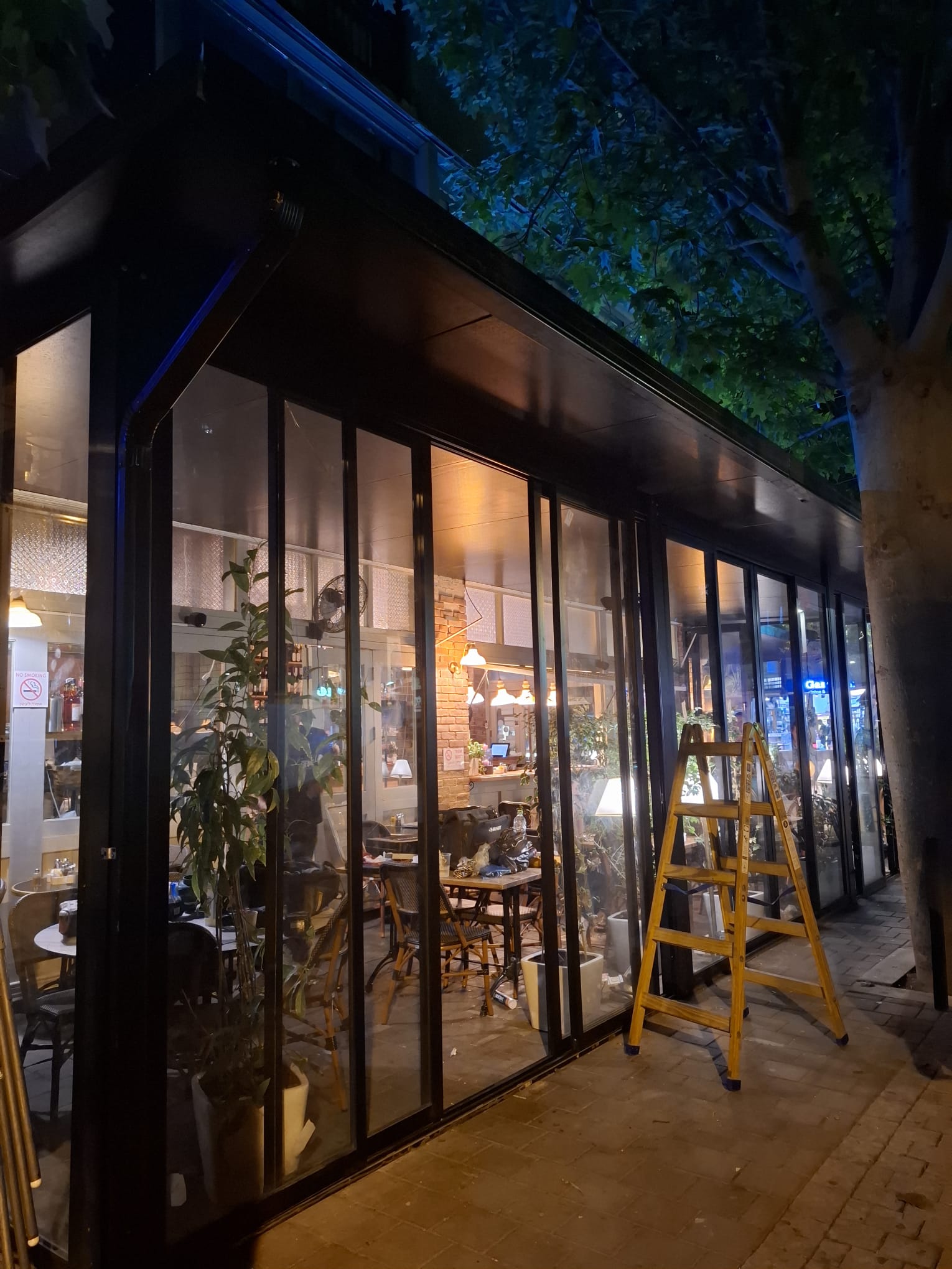 סגירת חורף לבית קפה תל אביב