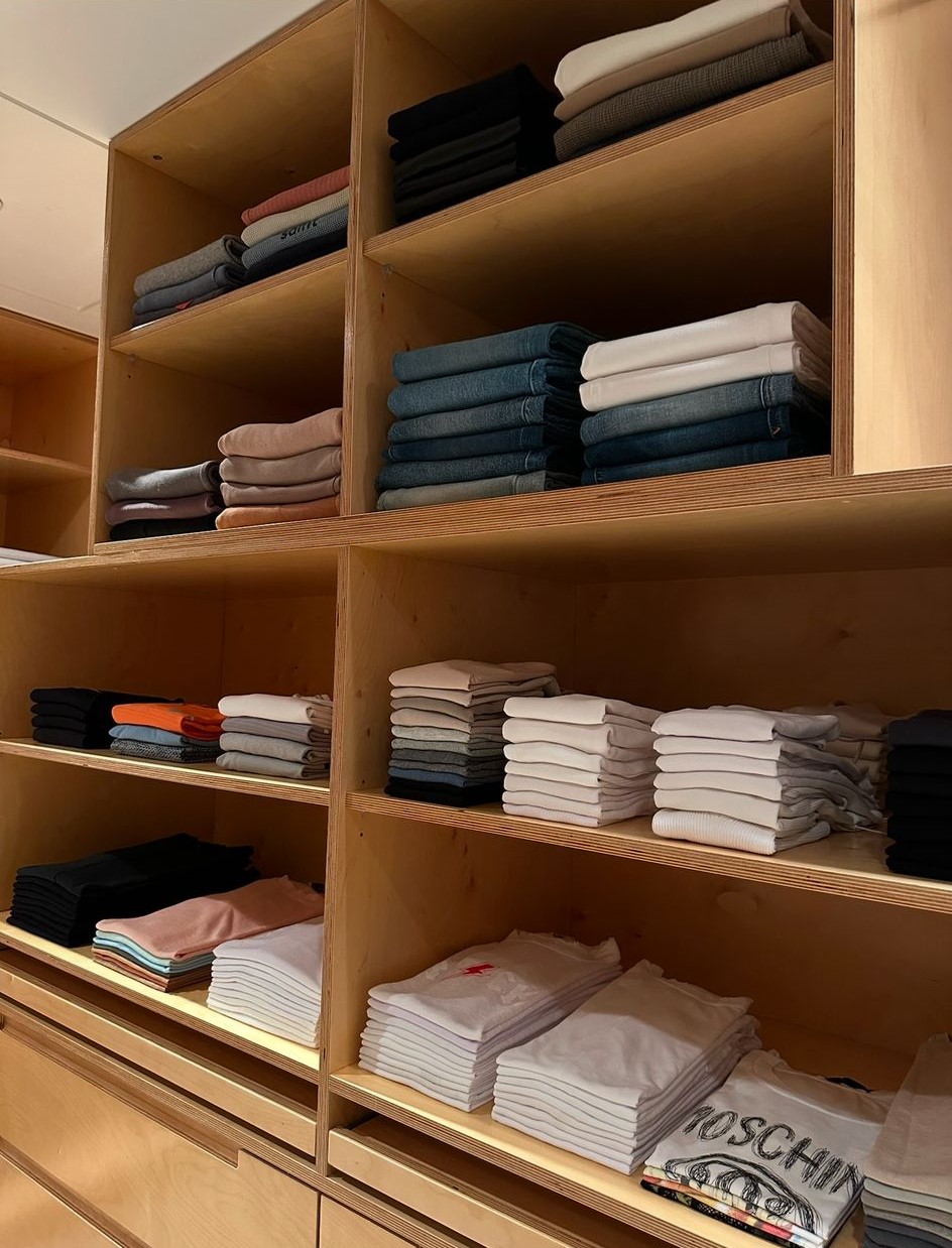 סידור חדר ארונות 