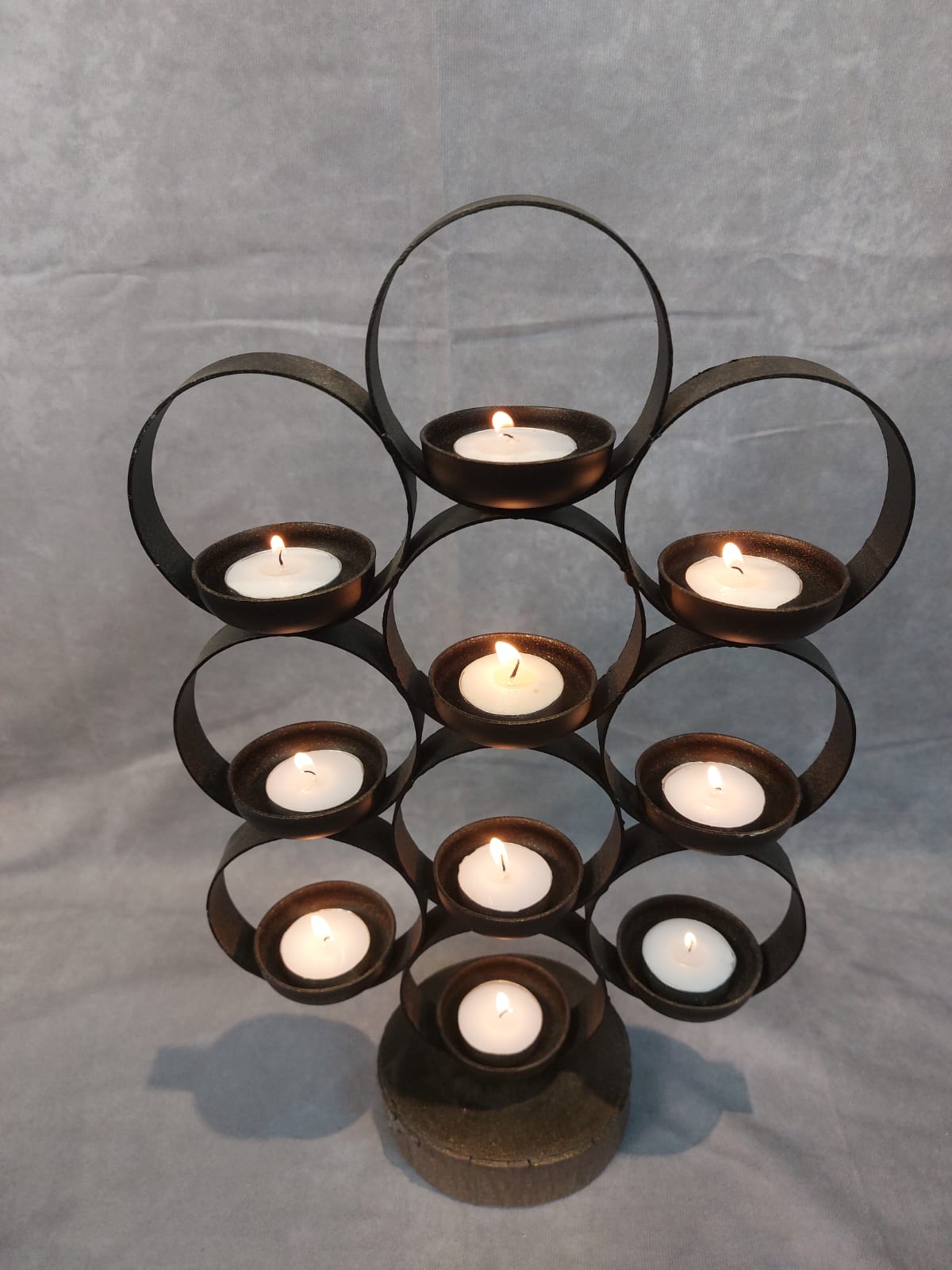 פמוט מעוצב  לנרות 