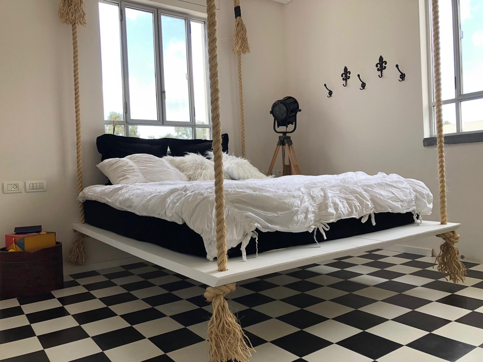 מיטת אליס בארץ הפלאות