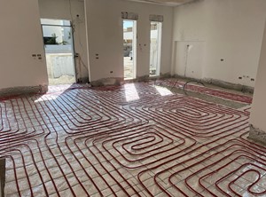 פריסת צנרת חימום תת רצפתי