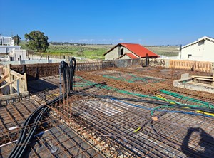 שחרור יציקות וילה, מושב מירון