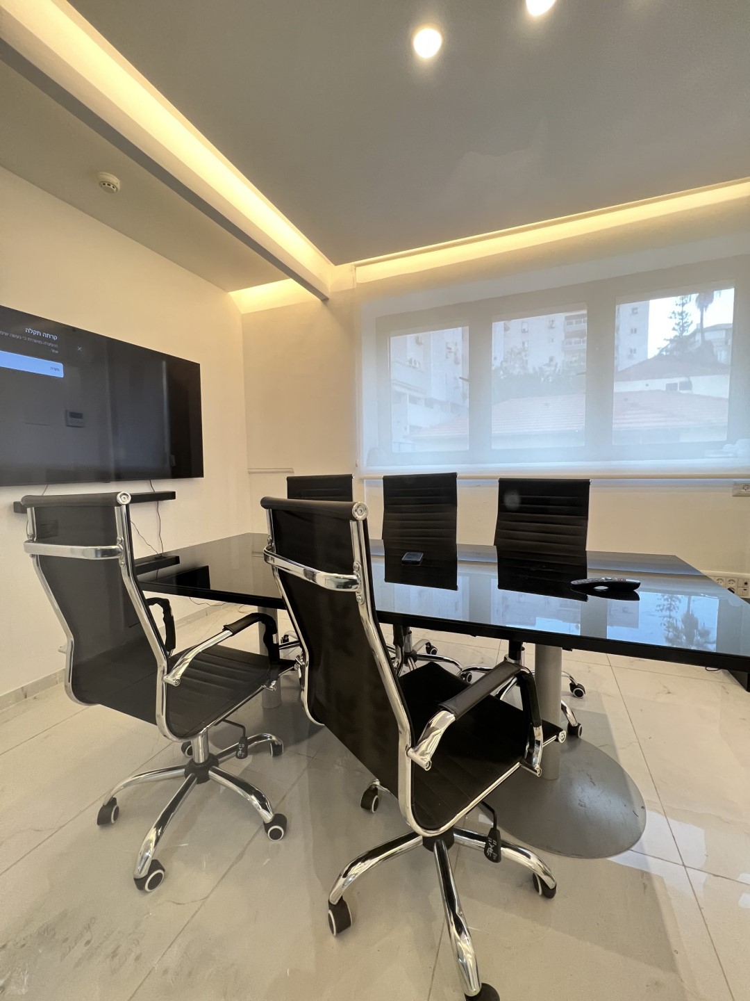 וילון גלילה רשת צרפתית