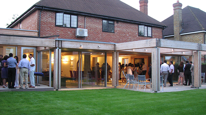  תוספת בנייה לבית פרטי בלונדון