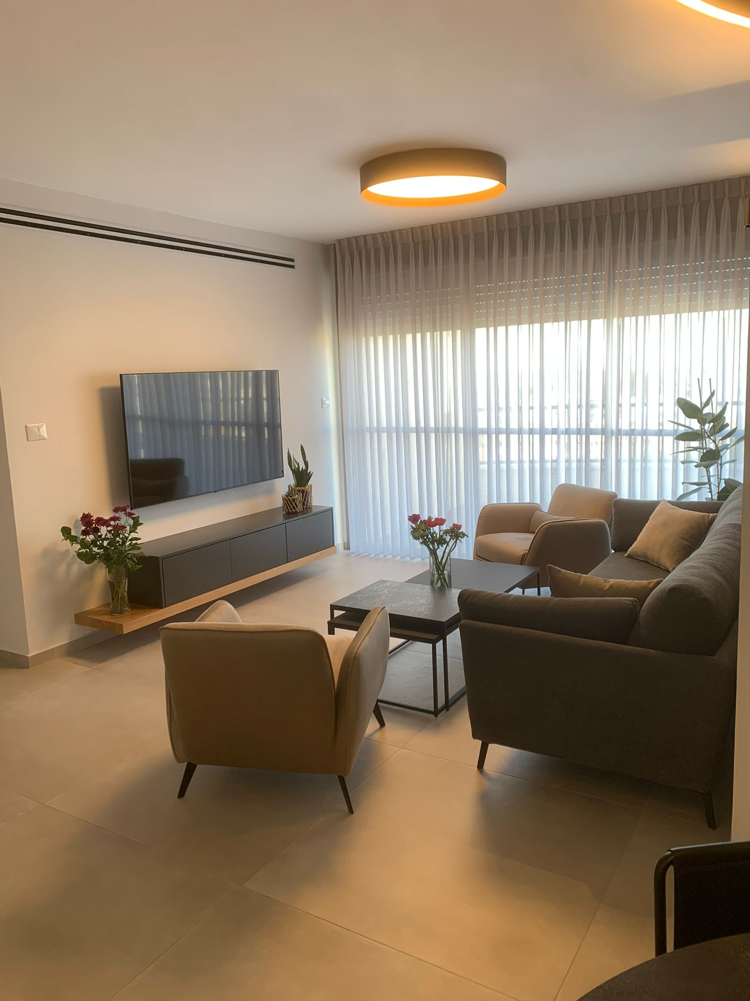 שיפוץ קומפ׳ פנטאוז 5